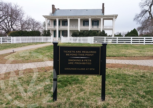 New post and panel yard sign for the Carnton Plantation in Franklin TN. 12-Point SignWorks