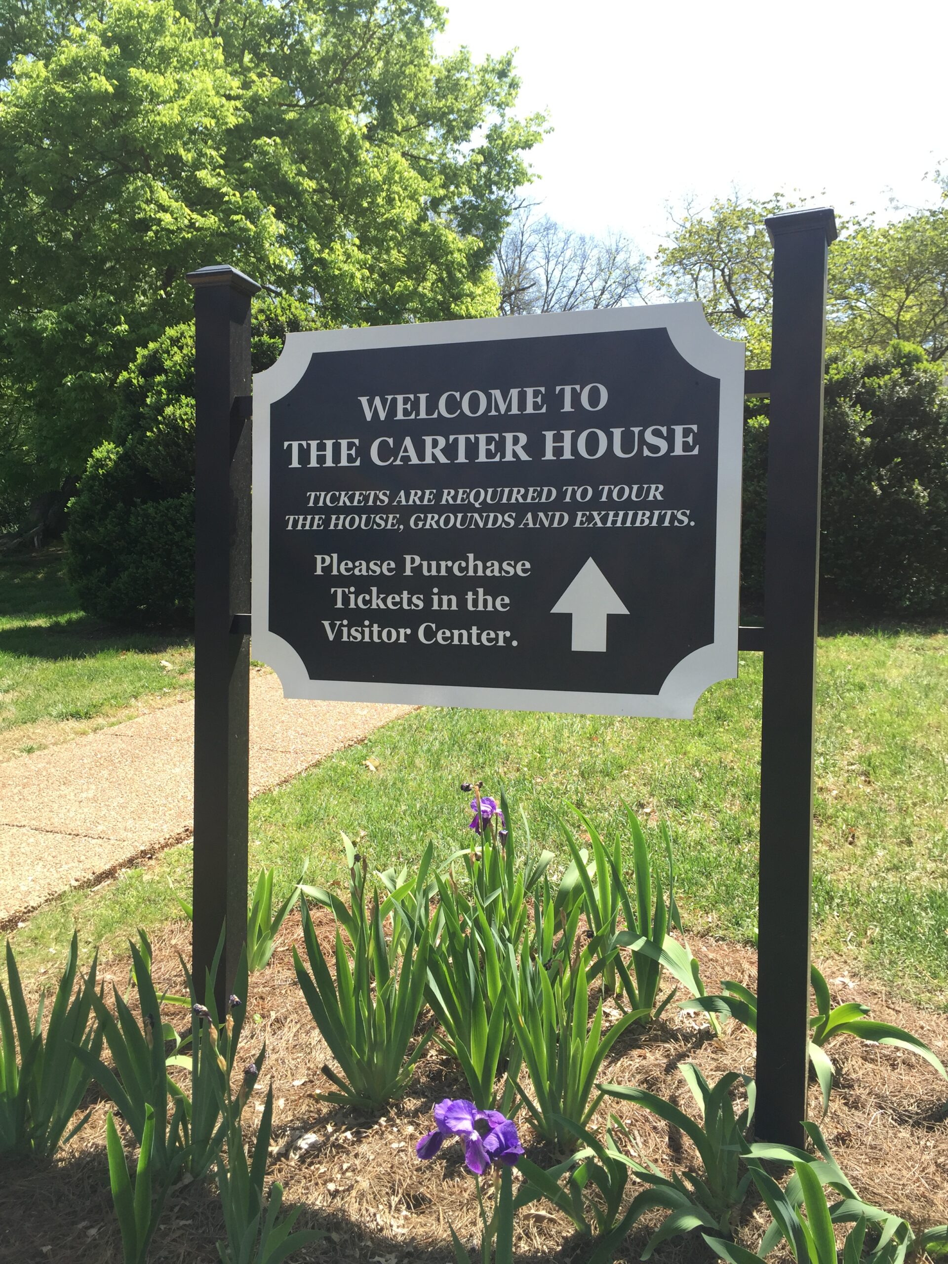 Previous Wayfinding Sign for the Carter House installed by 12-Point SignWorks